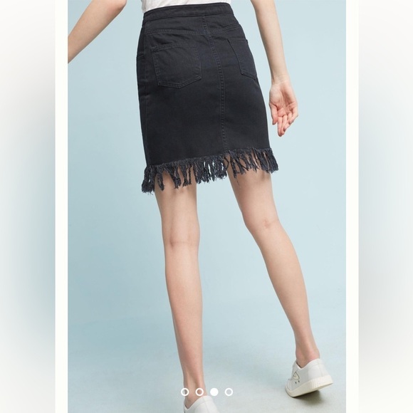 ANTHROPOLOGIE Brand PILCRO Black Wash Denim Fringe A Line Button Up Skirt Luxury - Picture 3 of 11
